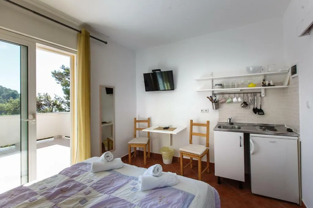 Apartments Maris Rab Town